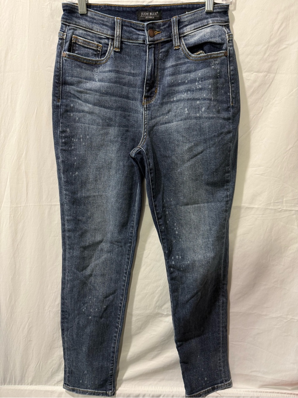 Judy Blue Dark Wash Skinny Jeans with Subtle Distressing